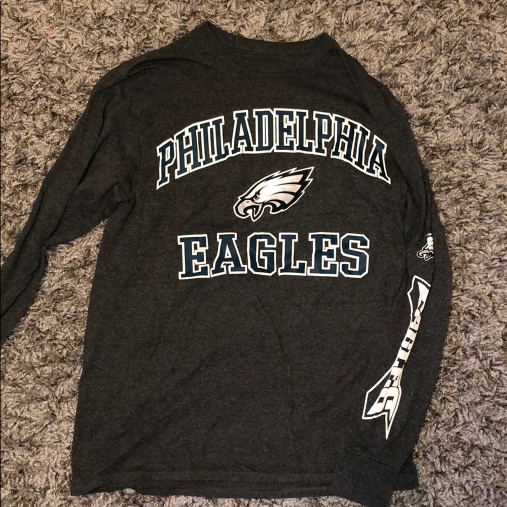long sleeve eagles shirt